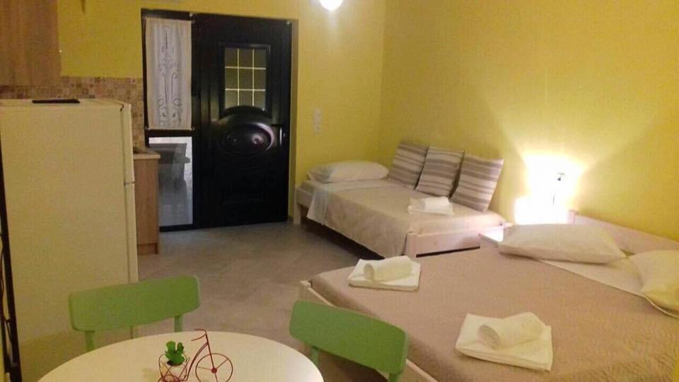 Cleopatra Rooms Nikiana Luaran gambar