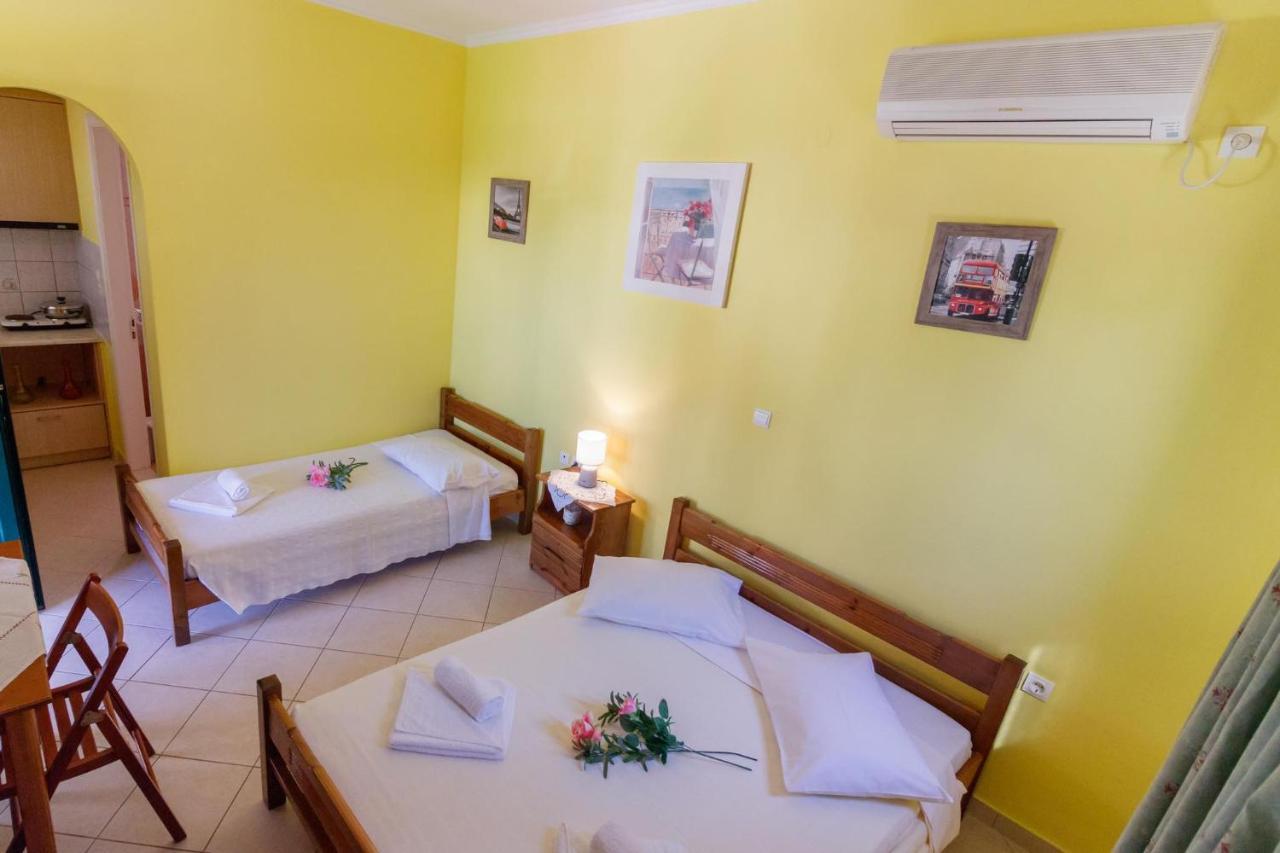 Cleopatra Rooms Nikiana Luaran gambar