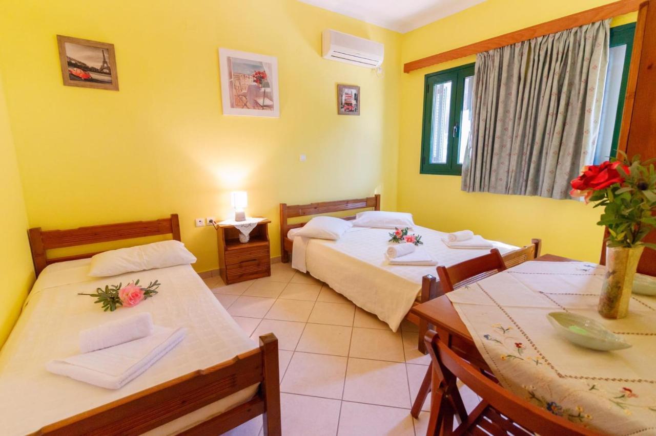 Cleopatra Rooms Nikiana Luaran gambar